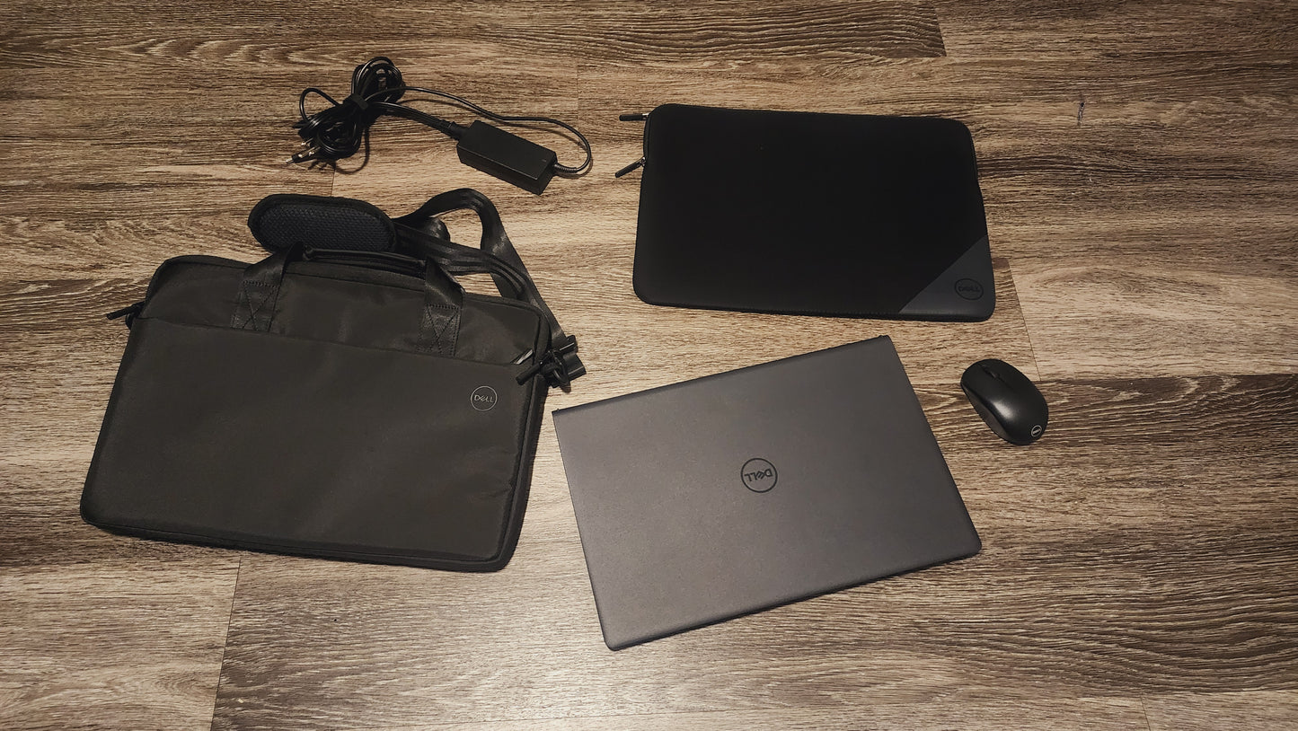 Dell Inspiron 15 3520, Intel i5, 256GB SSD, 16 GB DDR4, Win 11, Sleeve, Case